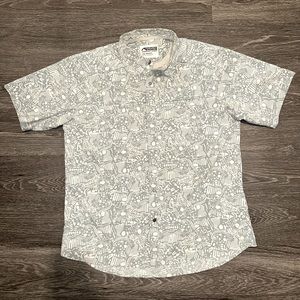 Large Mountain Khaki Short Sleeve Button-up Relaxed Fit Shirt